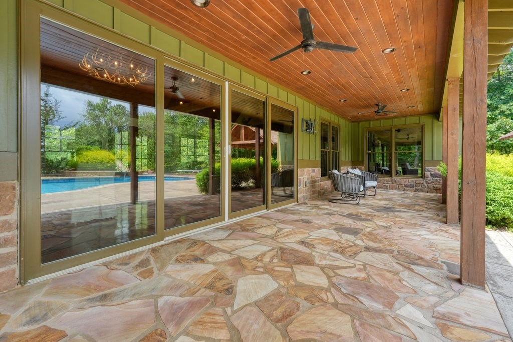 341 Blackberry Trail Property Photo 49