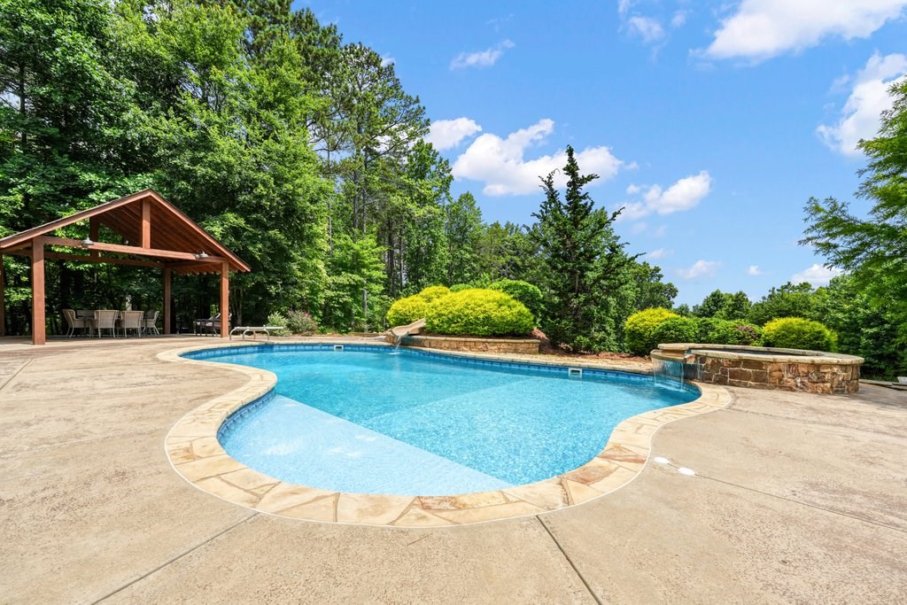 341 Blackberry Trail Property Photo 51