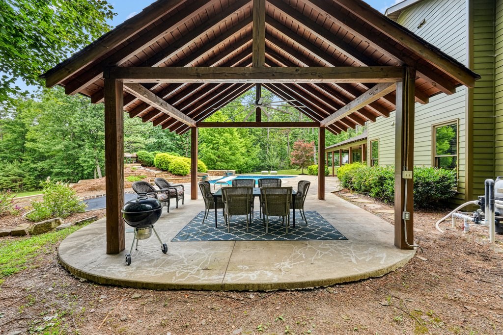 341 Blackberry Trail Property Photo 54