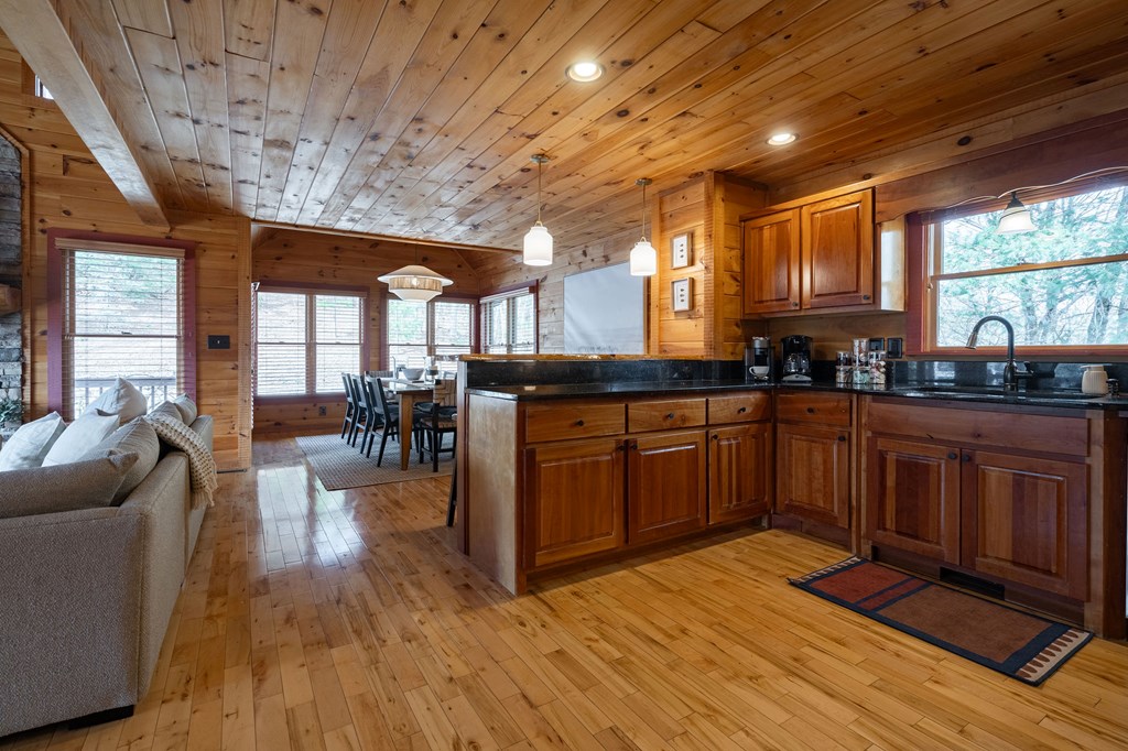 430 Settlement Road Property Photo 12