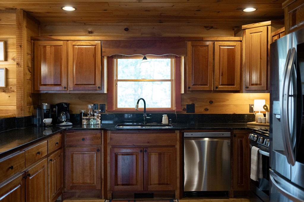 430 Settlement Road Property Photo 13