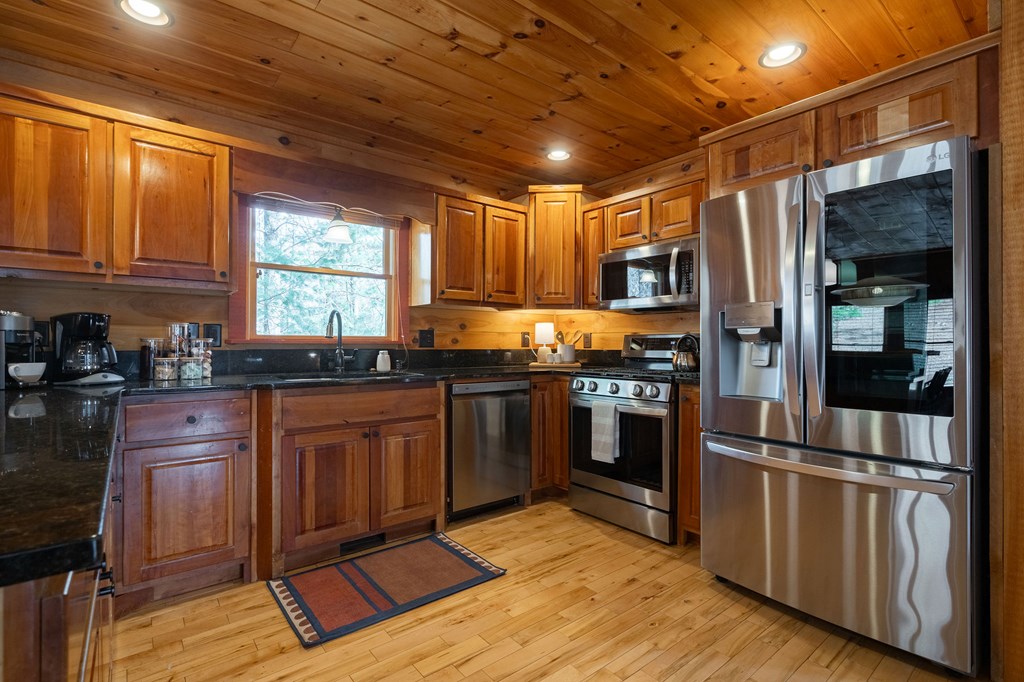 430 Settlement Road Property Photo 14