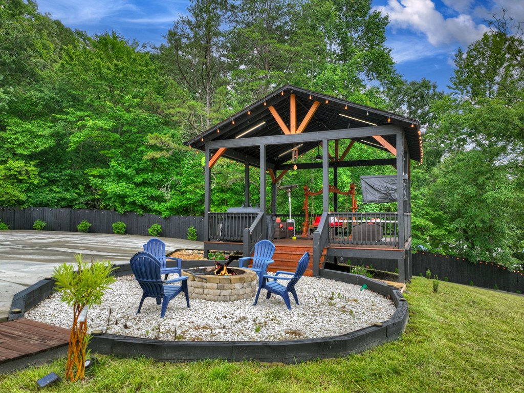 717 Bearden Road Property Photo 9