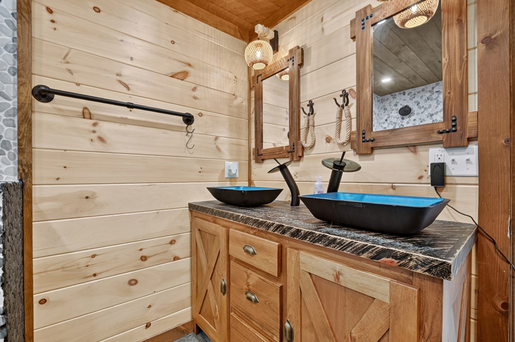 717 Bearden Road Property Photo 33