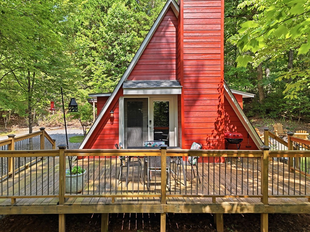 27 Two Cedars Road Property Photo 3
