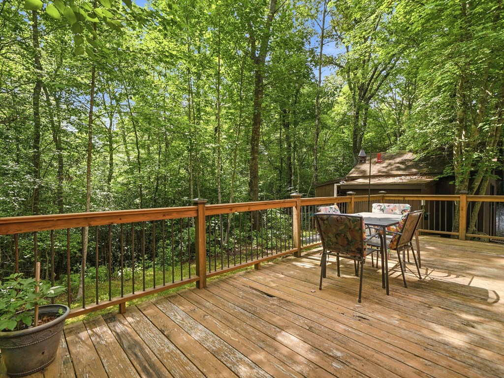 27 Two Cedars Road Property Photo 38