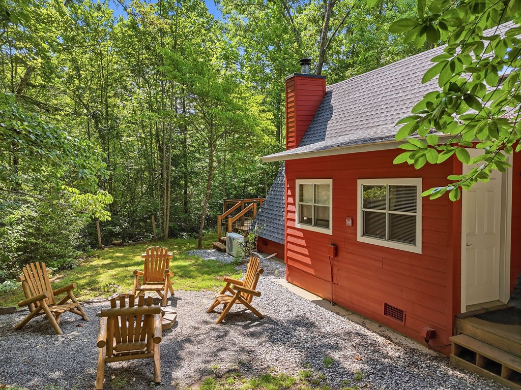 27 Two Cedars Road Property Photo 45