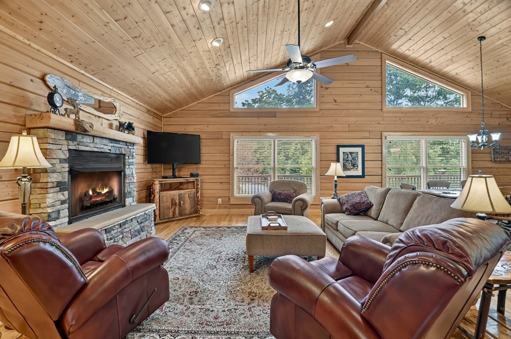 536 Delta Way Property Photo 7