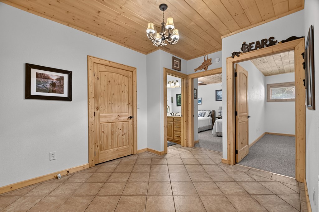 536 Delta Way Property Photo 35