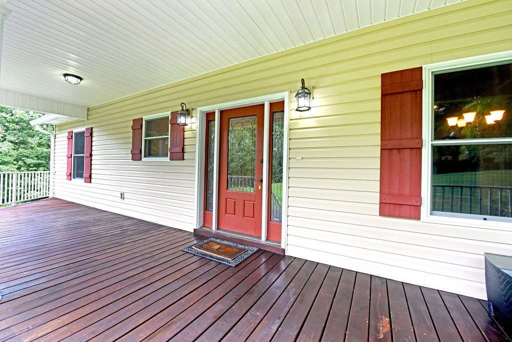 1250 Hawkview Drive Property Photo 4