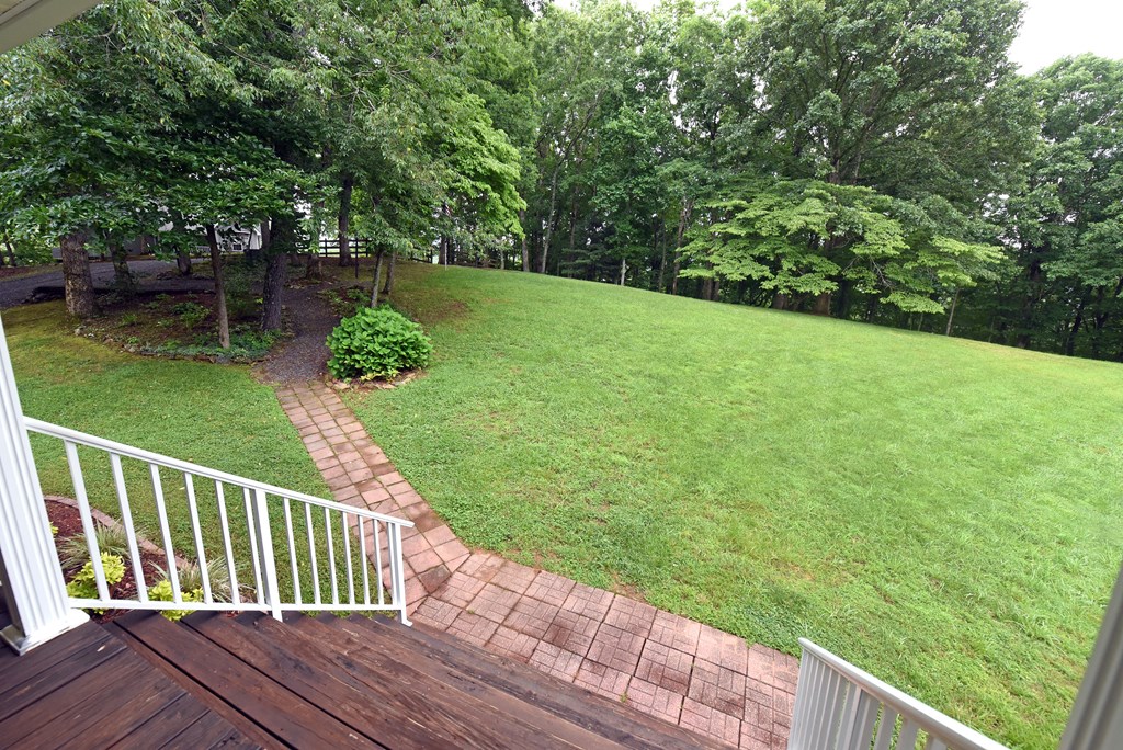 1250 Hawkview Drive Property Photo 6