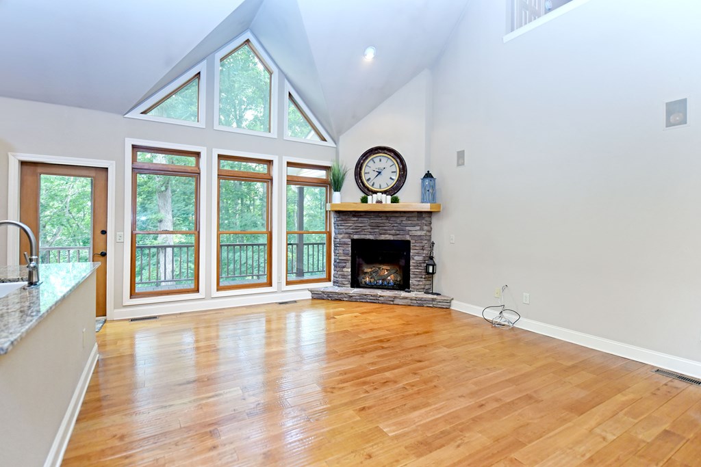 1250 Hawkview Drive Property Photo 24
