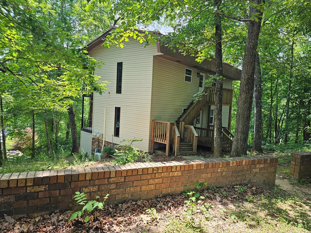 128 Manor Drive Property Photo 3