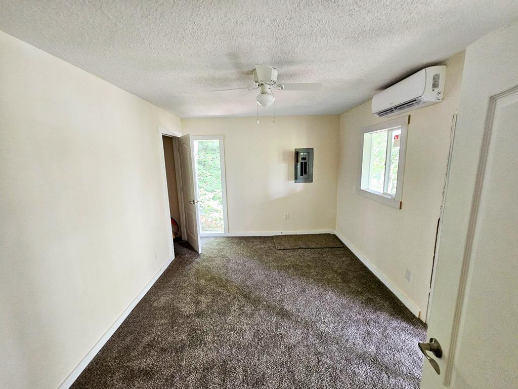 128 Manor Drive Property Photo 24