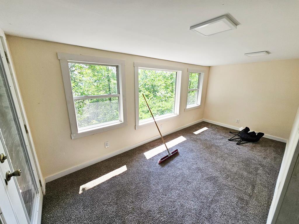 128 Manor Drive Property Photo 27