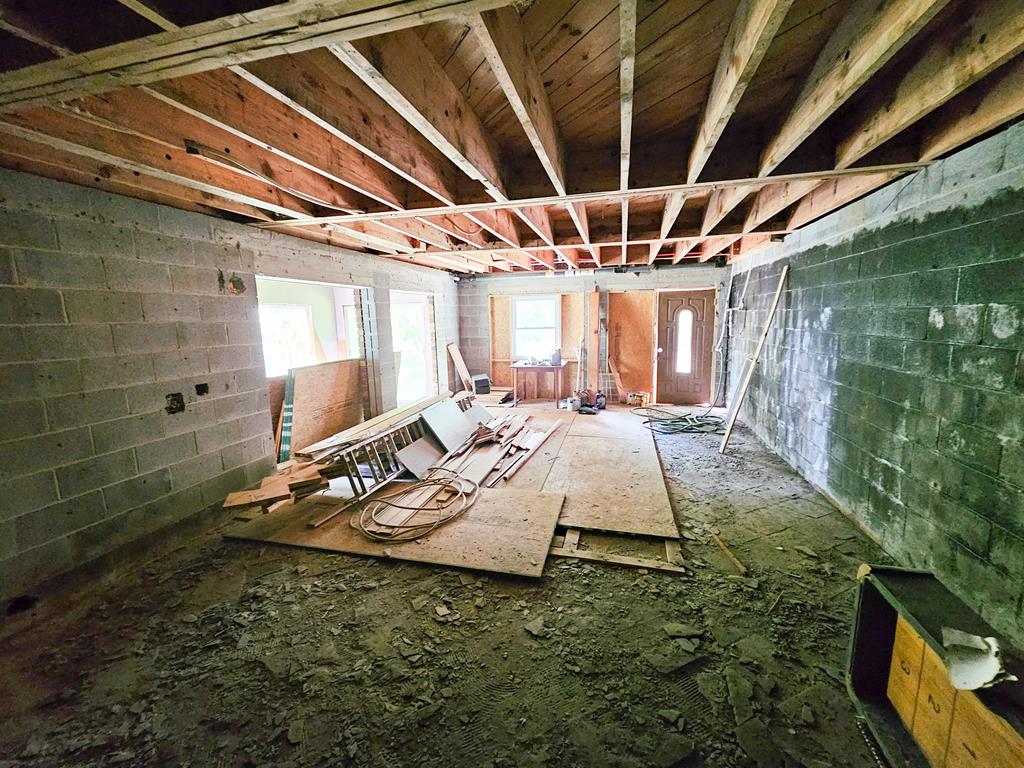 128 Manor Drive Property Photo 40