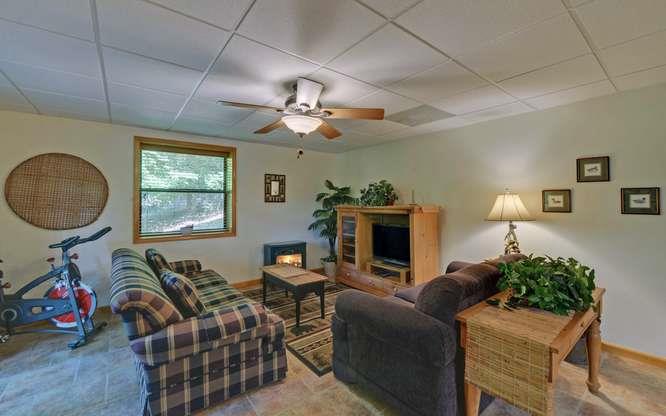 127 Lazy Creek Lane Property Photo 18