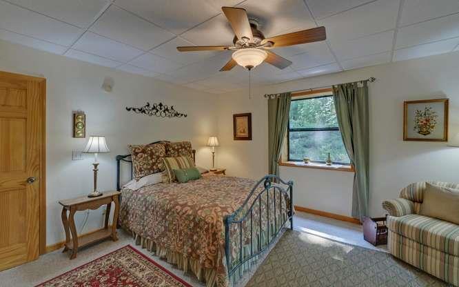 127 Lazy Creek Lane Property Photo 21