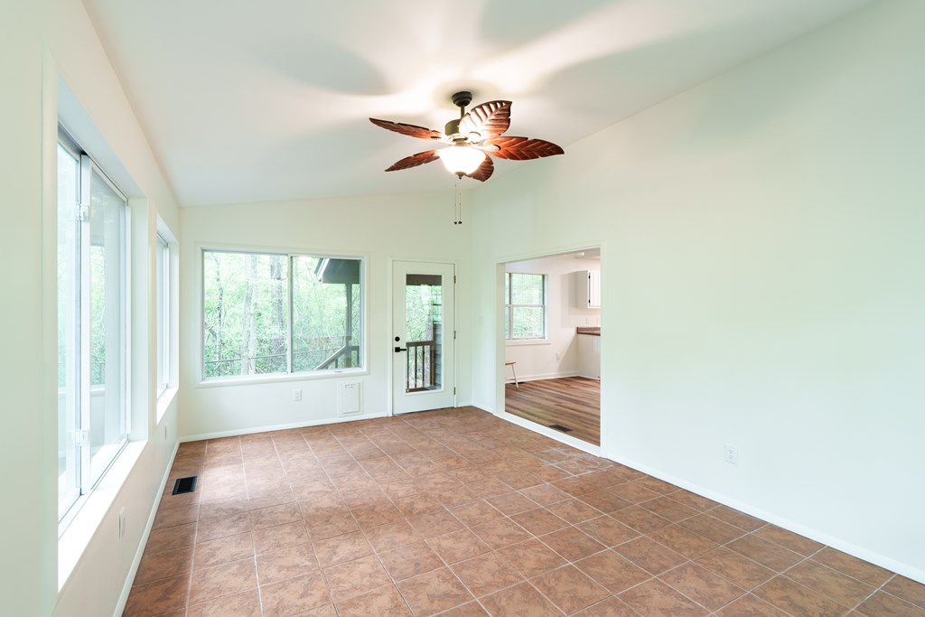 169 Autumn Lane Property Photo 19