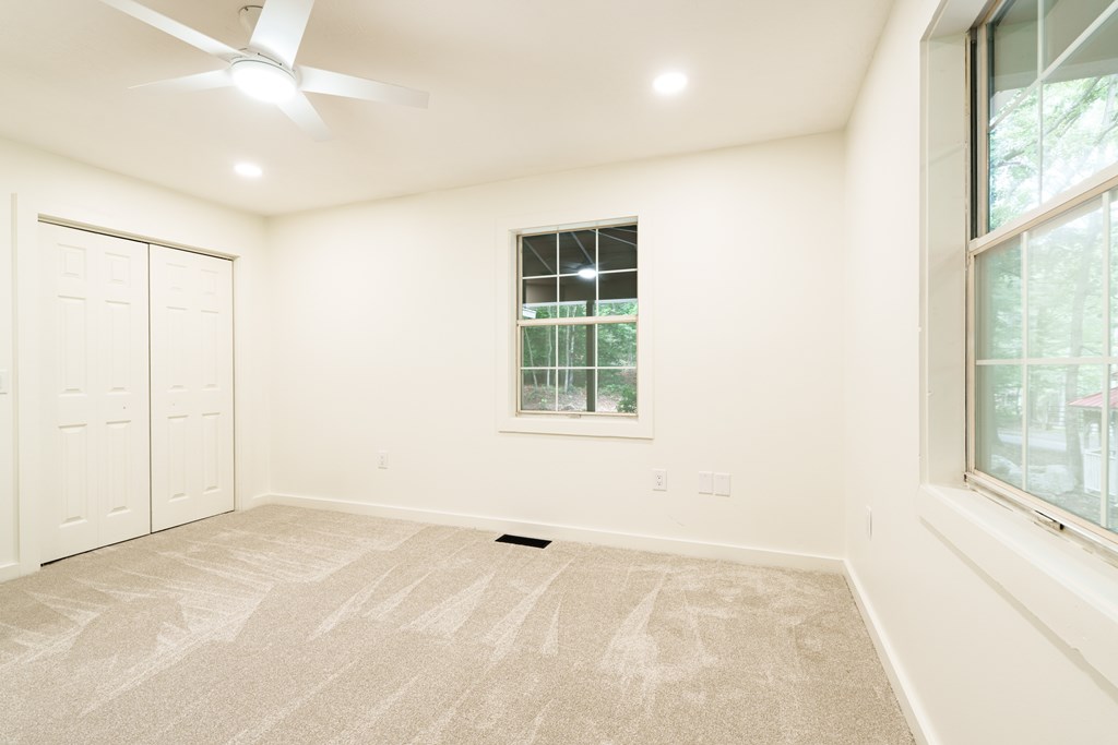 169 Autumn Lane Property Photo 34
