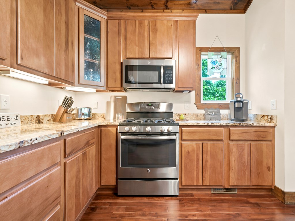 474 Seneca Way Property Photo 8
