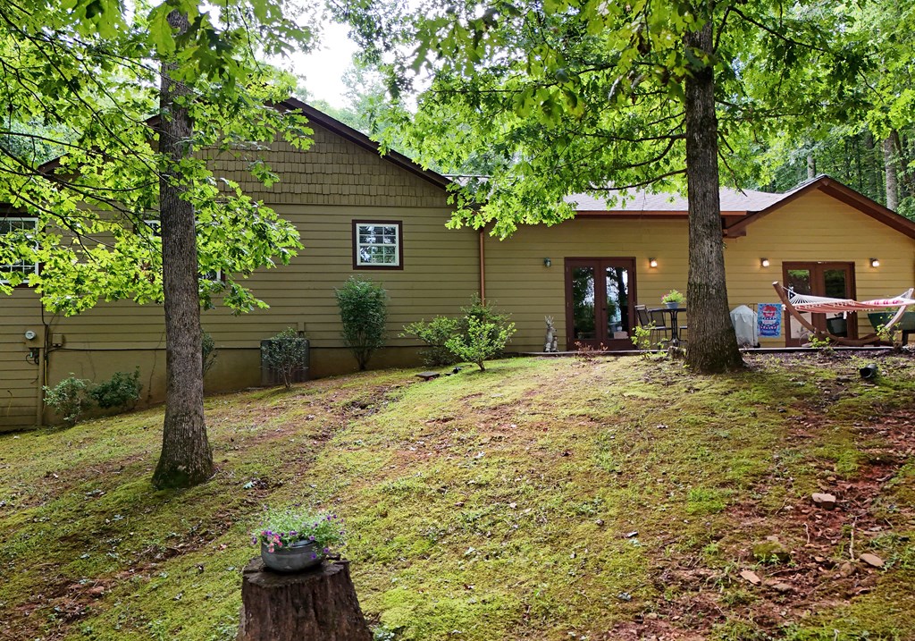 1512 Smithfield Lane Property Photo 5