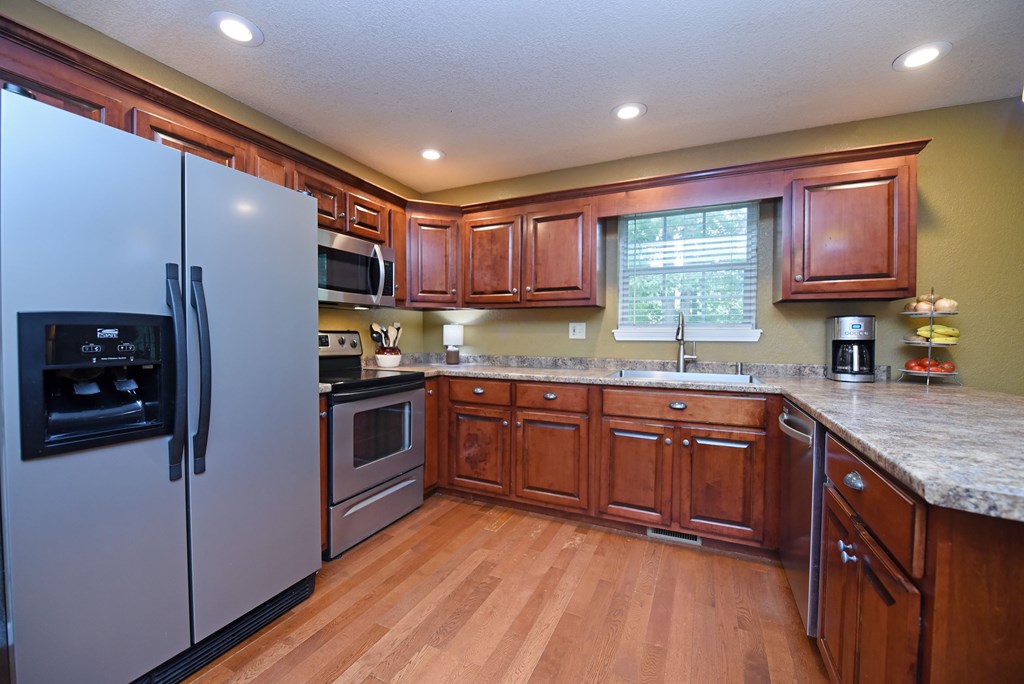 1512 Smithfield Lane Property Photo 12