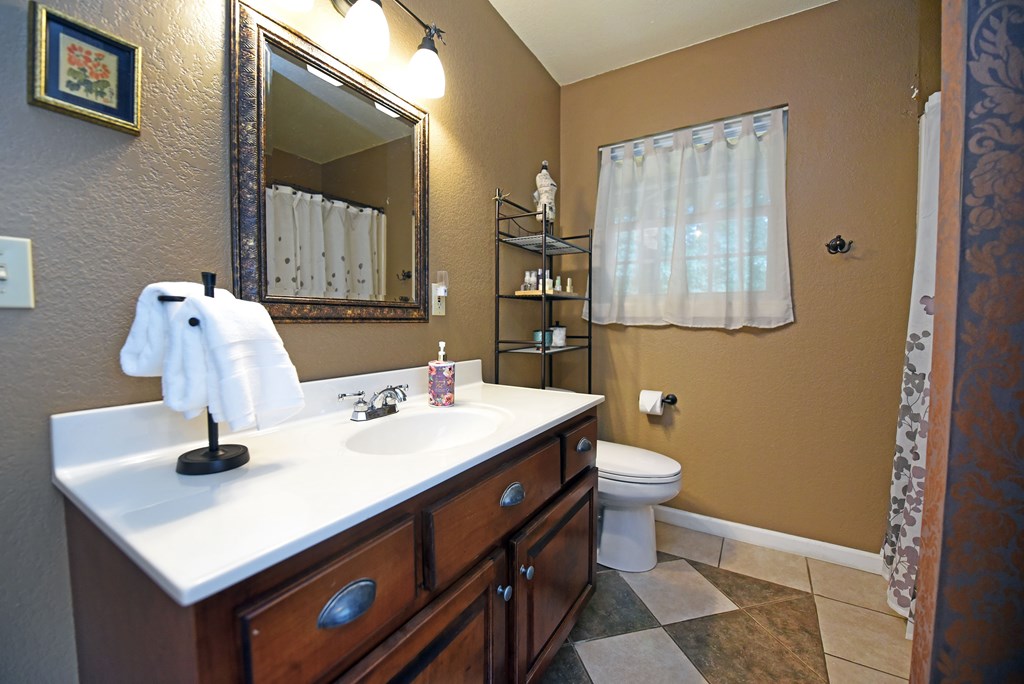1512 Smithfield Lane Property Photo 26