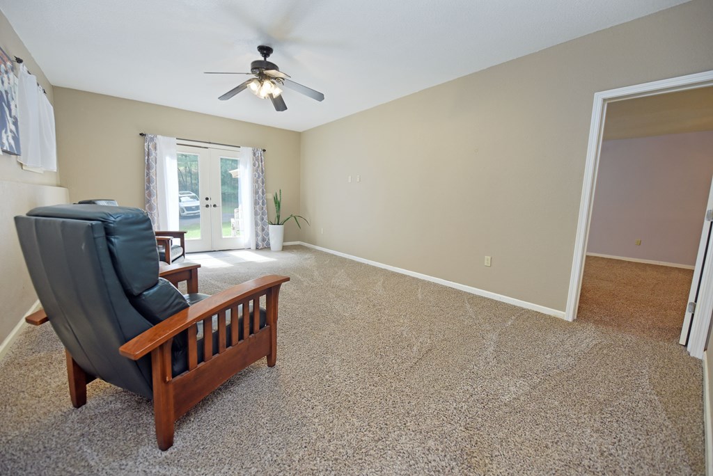 1512 Smithfield Lane Property Photo 30