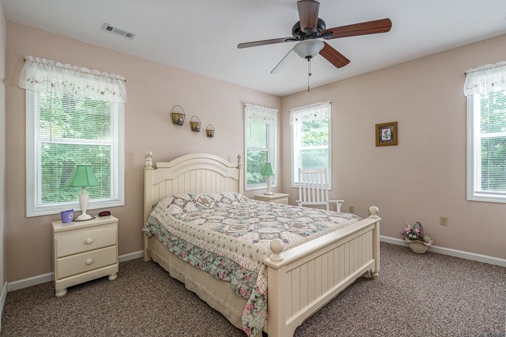 883 Village Road Property Photo 10