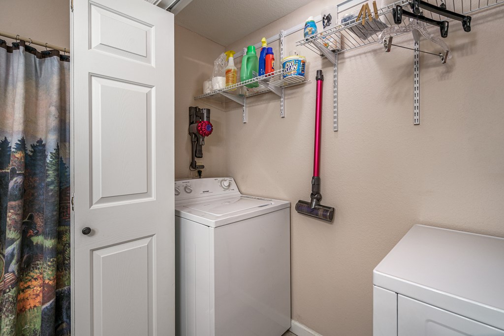 883 Village Road Property Photo 15