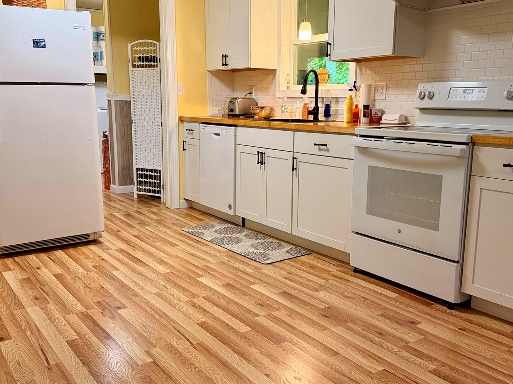 203 Jones Street Property Photo 6