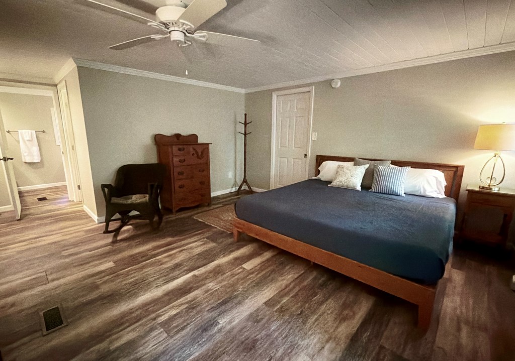 622 Lakeside Drive Property Photo 11