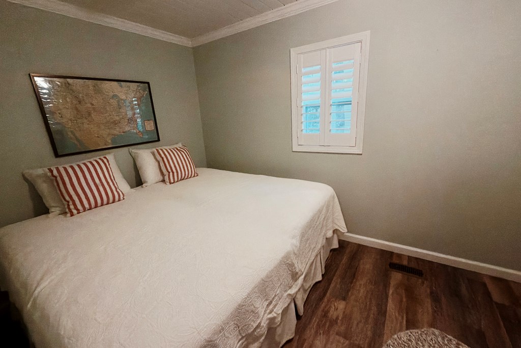 622 Lakeside Drive Property Photo 15