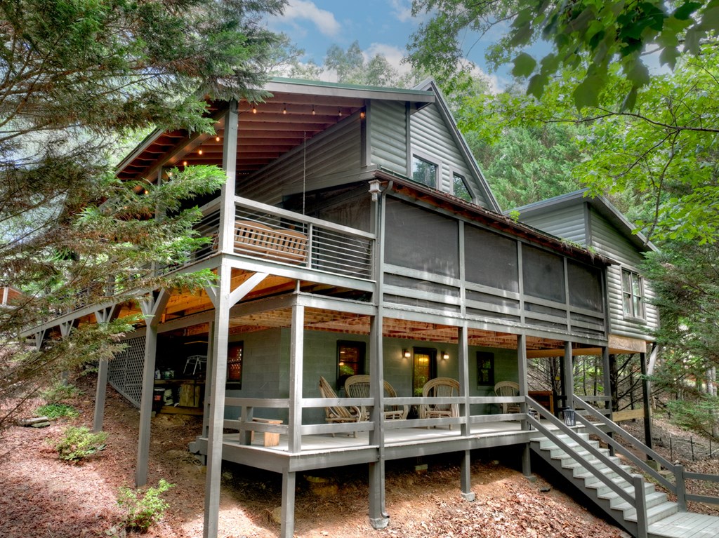 246 Uphill Road Property Photo 2