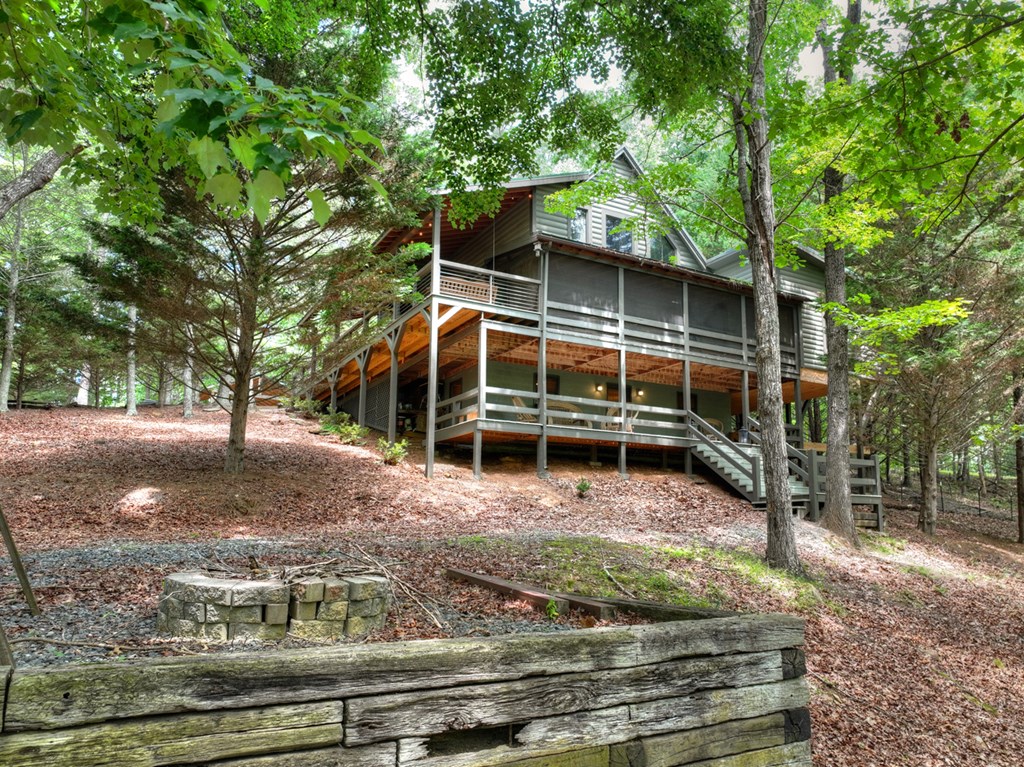 246 Uphill Road Property Photo 5