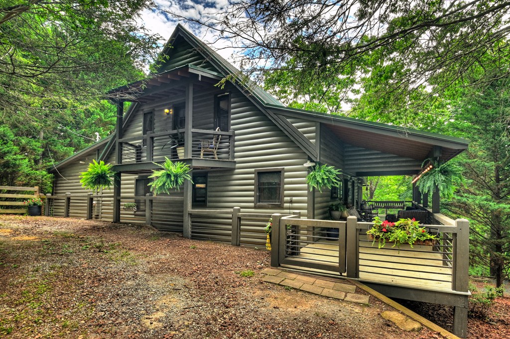 246 Uphill Road Property Photo 13