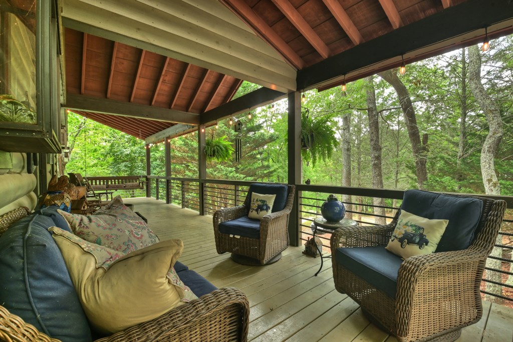 246 Uphill Road Property Photo 15
