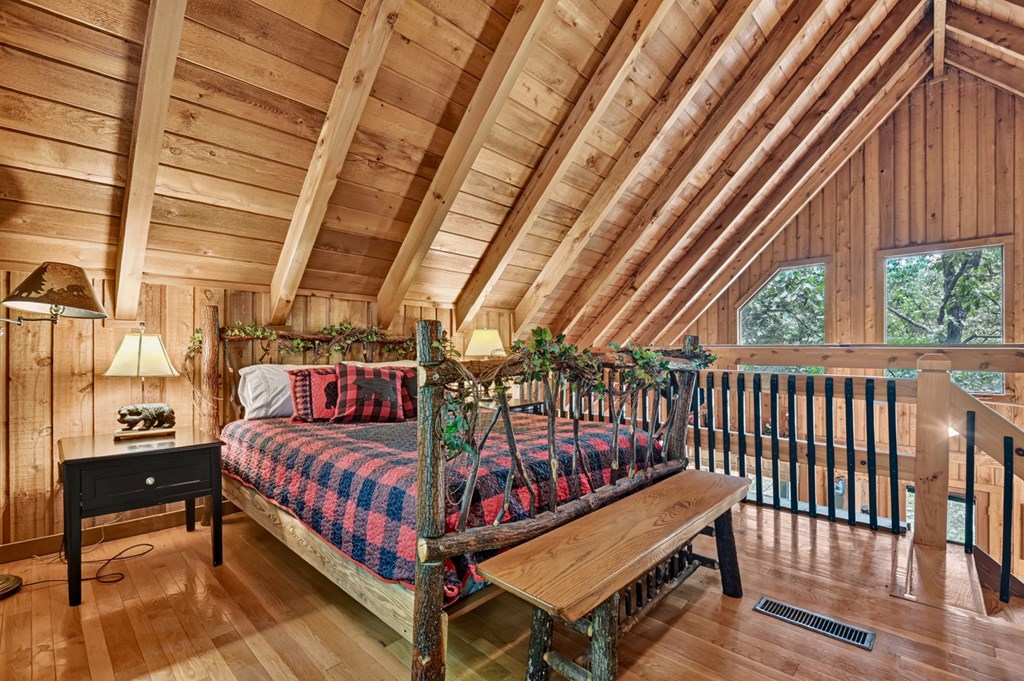 246 Uphill Road Property Photo 44