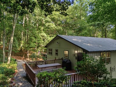 52 Hamilton Circle Property Photo 5