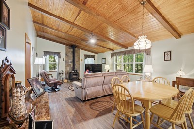 52 Hamilton Circle Property Photo 11
