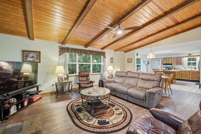 52 Hamilton Circle Property Photo 12