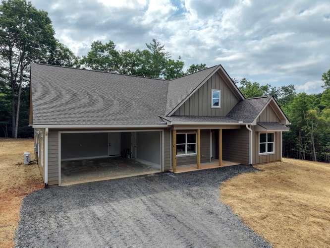209 Lola Mae Way Property Photo 1