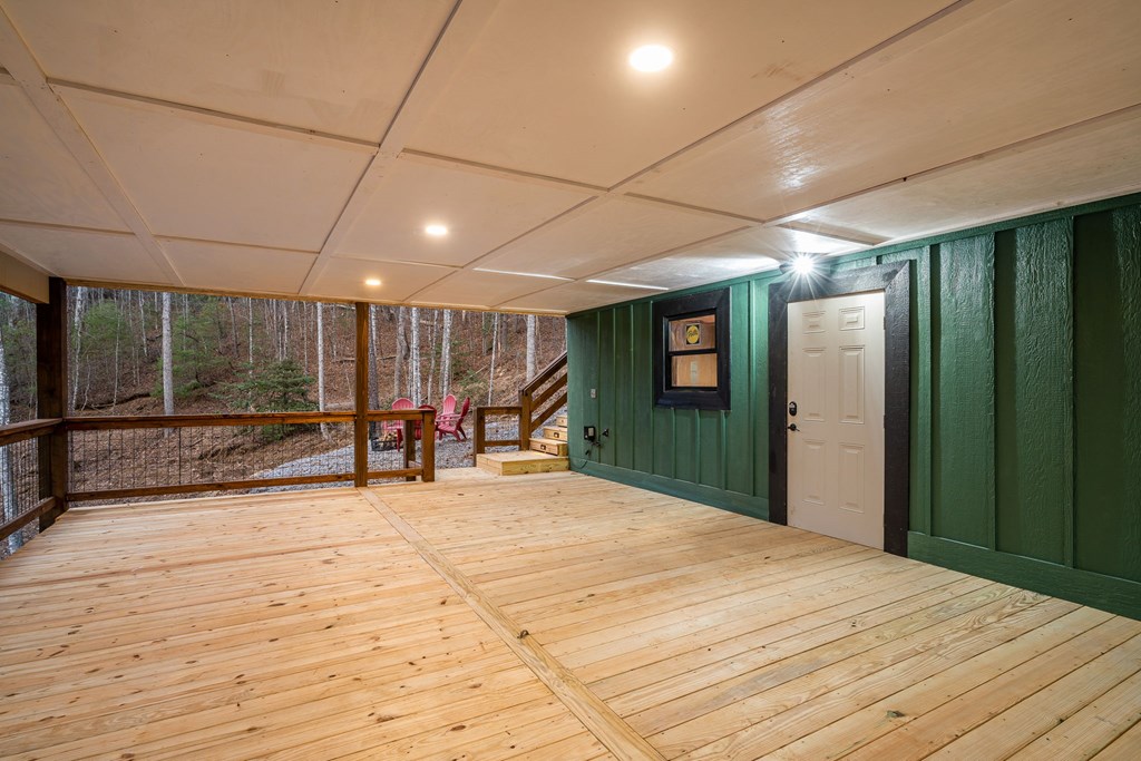 307 Ross Road Property Photo 54