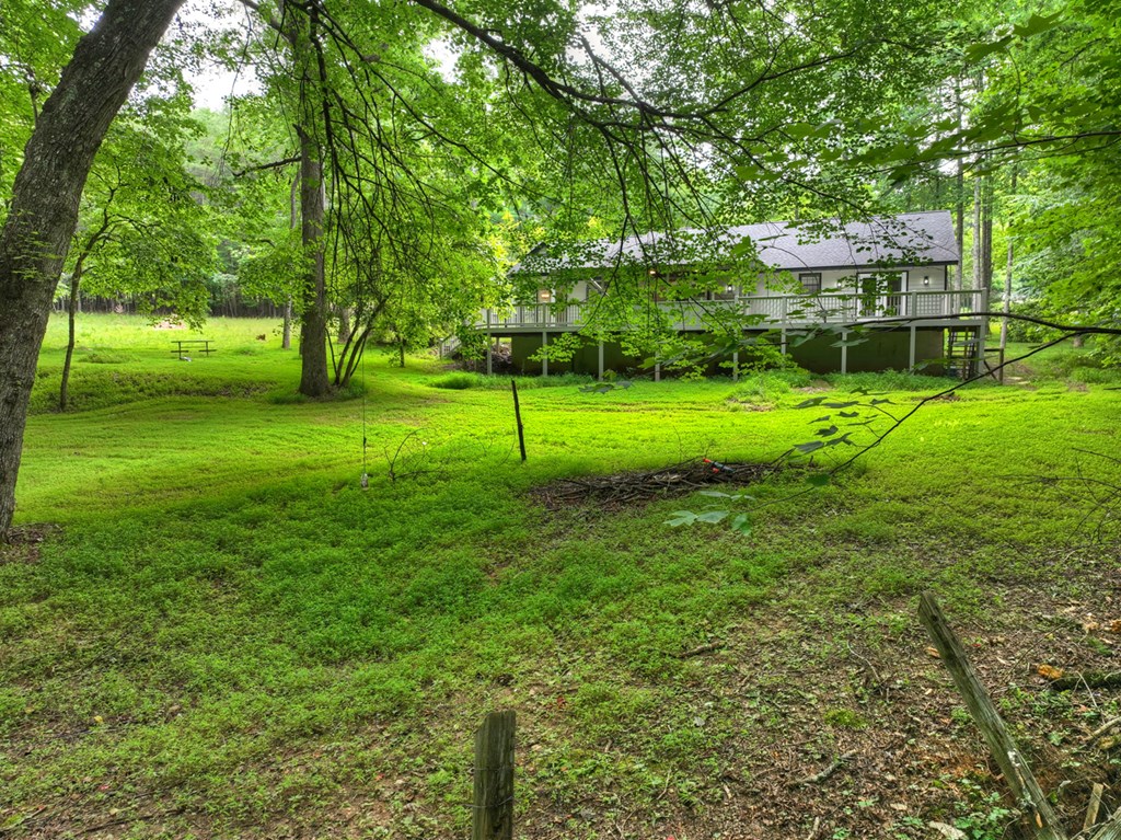 232 Chestnut Gap Property Photo 37