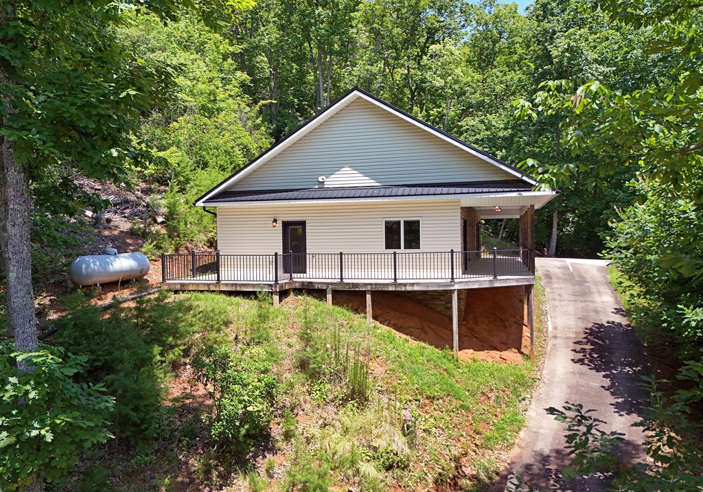714 Mountain View Road Property Photo 18