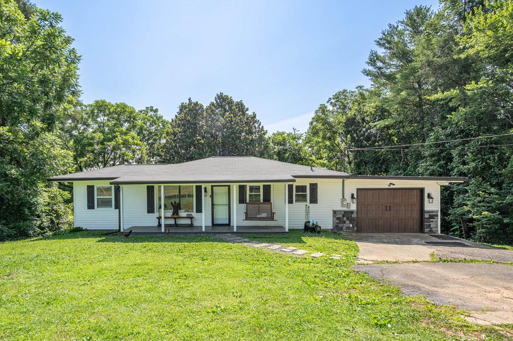 1737 Blue Ridge Drive Property Photo 1