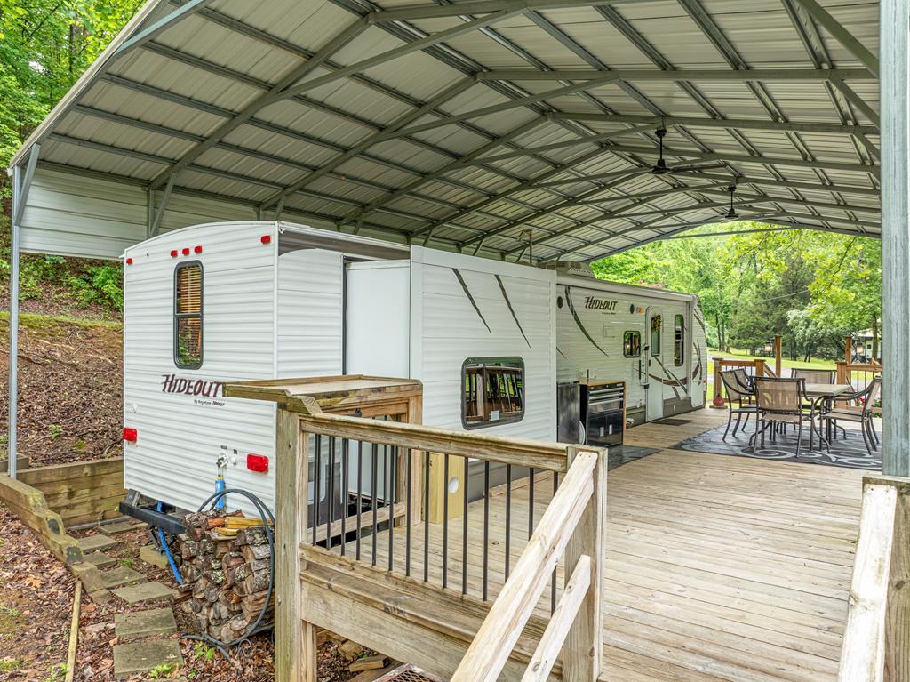 415 Peaceful Loop Property Photo 1