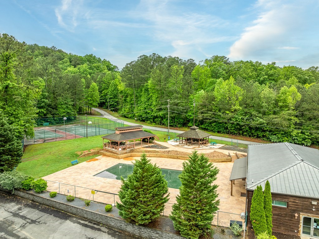 415 Peaceful Loop Property Photo 4