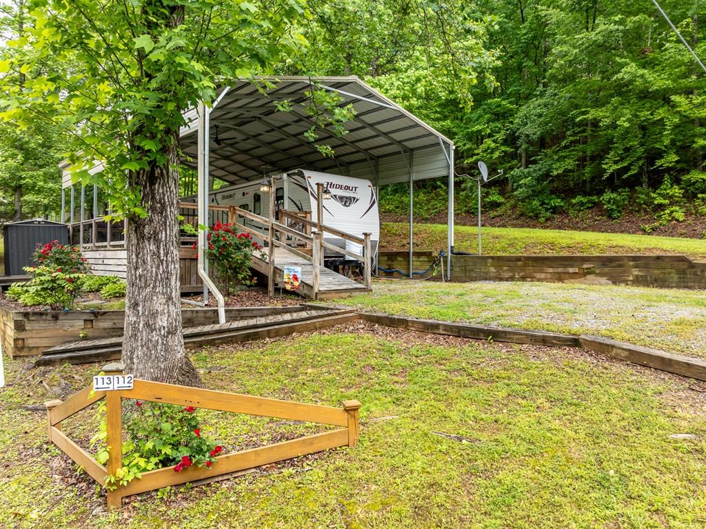 415 Peaceful Loop Property Photo 15